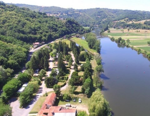 Vue drone du camping